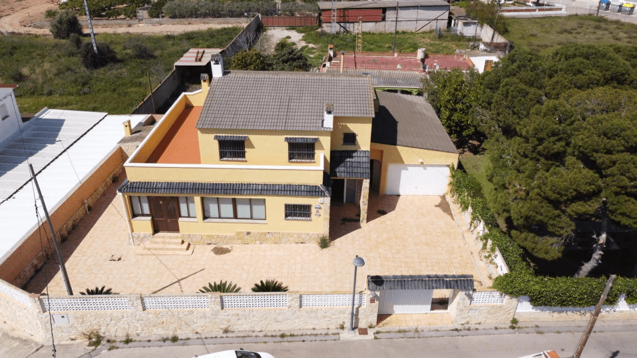 Villa à vendre à Costa Sur