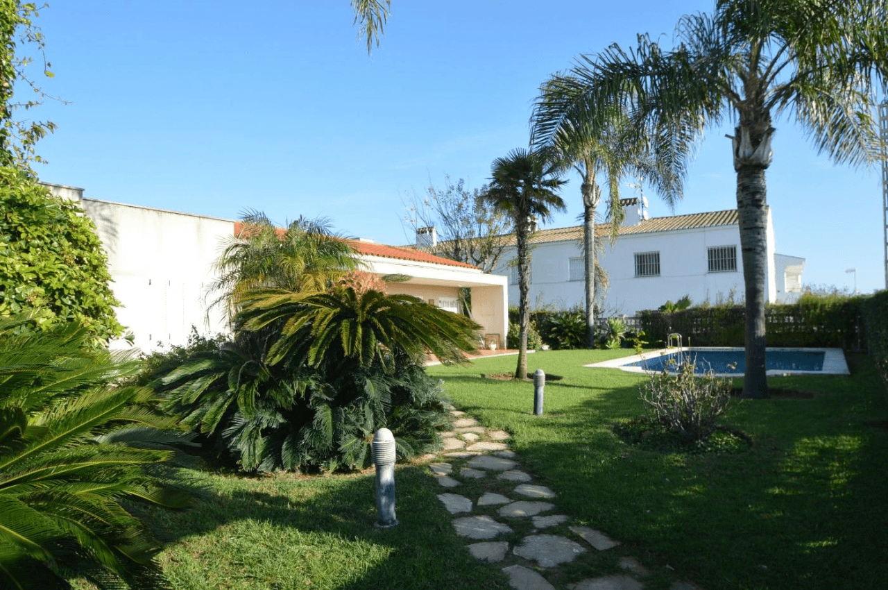 À VENDRE, ÉLÉGANTE VILLA SUR LA CÔTE SUD DE VINARÒS