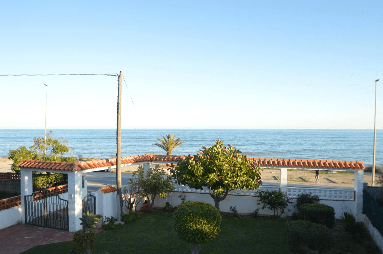 Villa à vendre, en bord de mer
