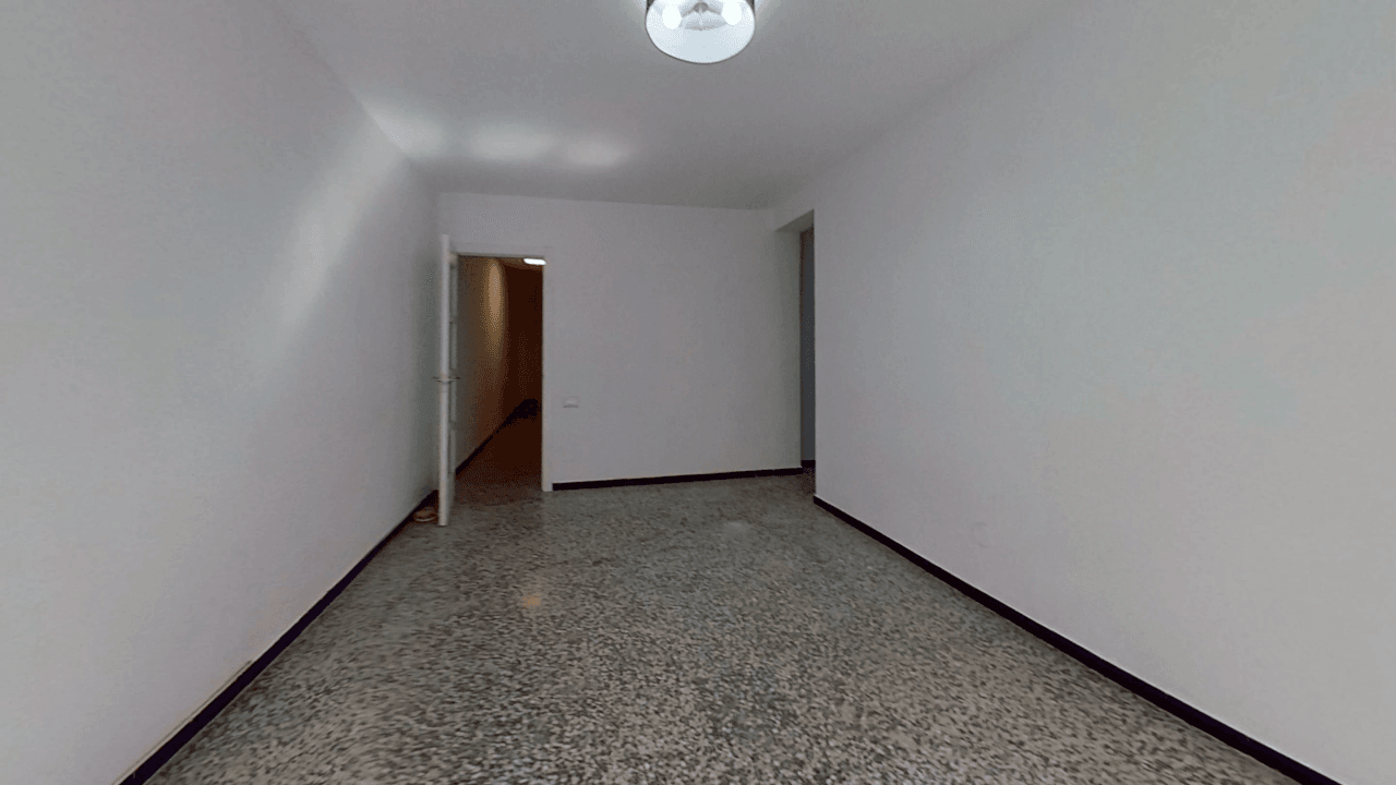 Piso en venta de 3 habitaciones con terraza en Vinaròs.