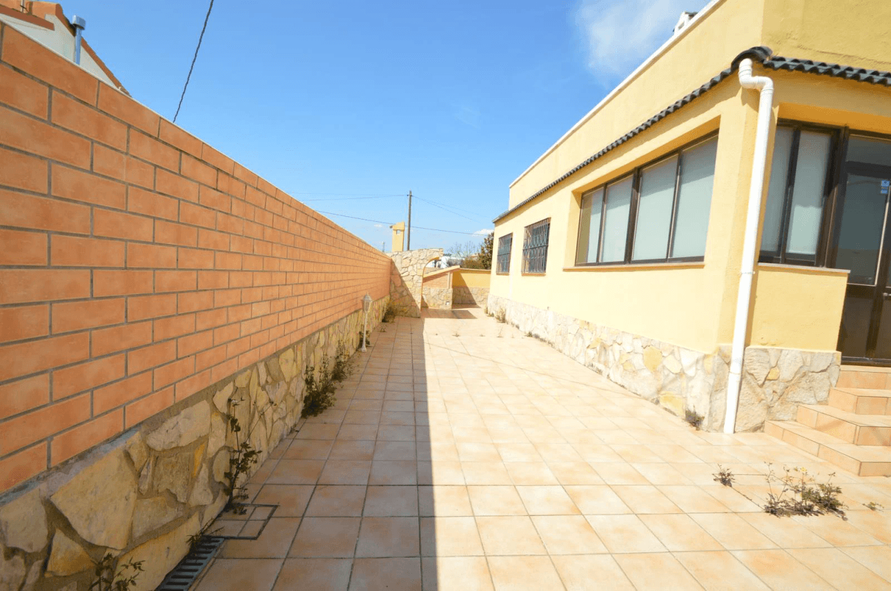 Villa à vendre à Costa Sur