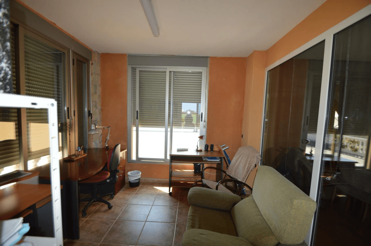 En venta finca con chalet en Vinaròs