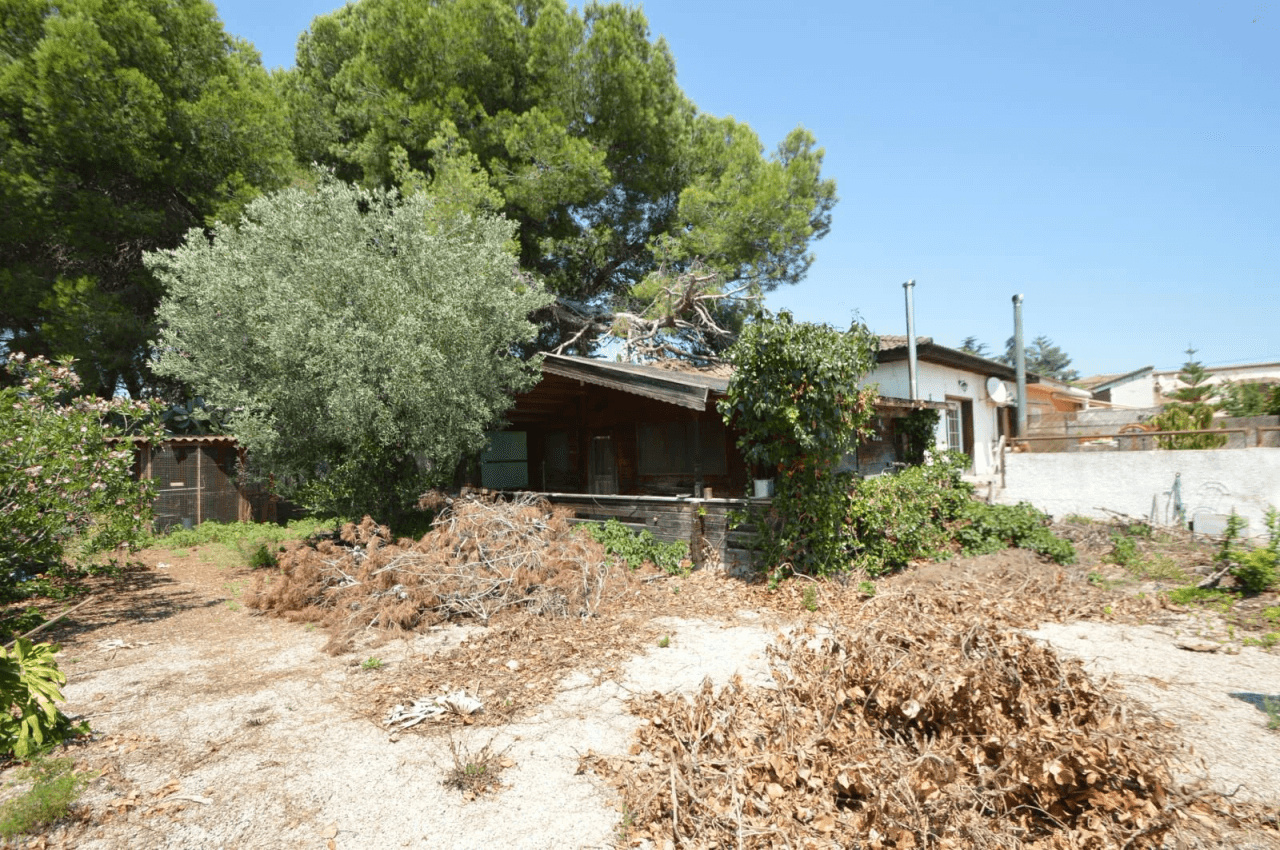 Chalet à Vinaròs, La Closa - 3 chambres, avec piscine, jardin et maison en bois