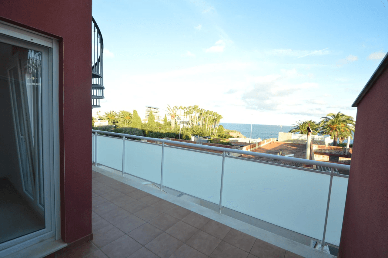 Chalet mitoyen à vendre à Vinaròs avec vue sur la mer