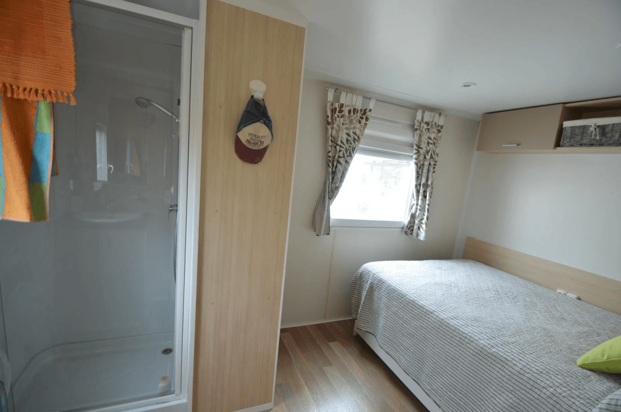 Parcela con 3 casas en venta en Vinaròs