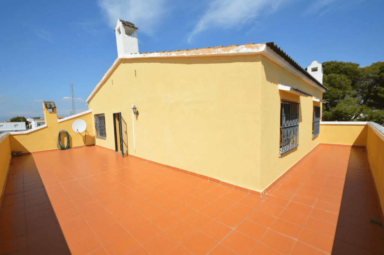 Villa à vendre à Costa Sur