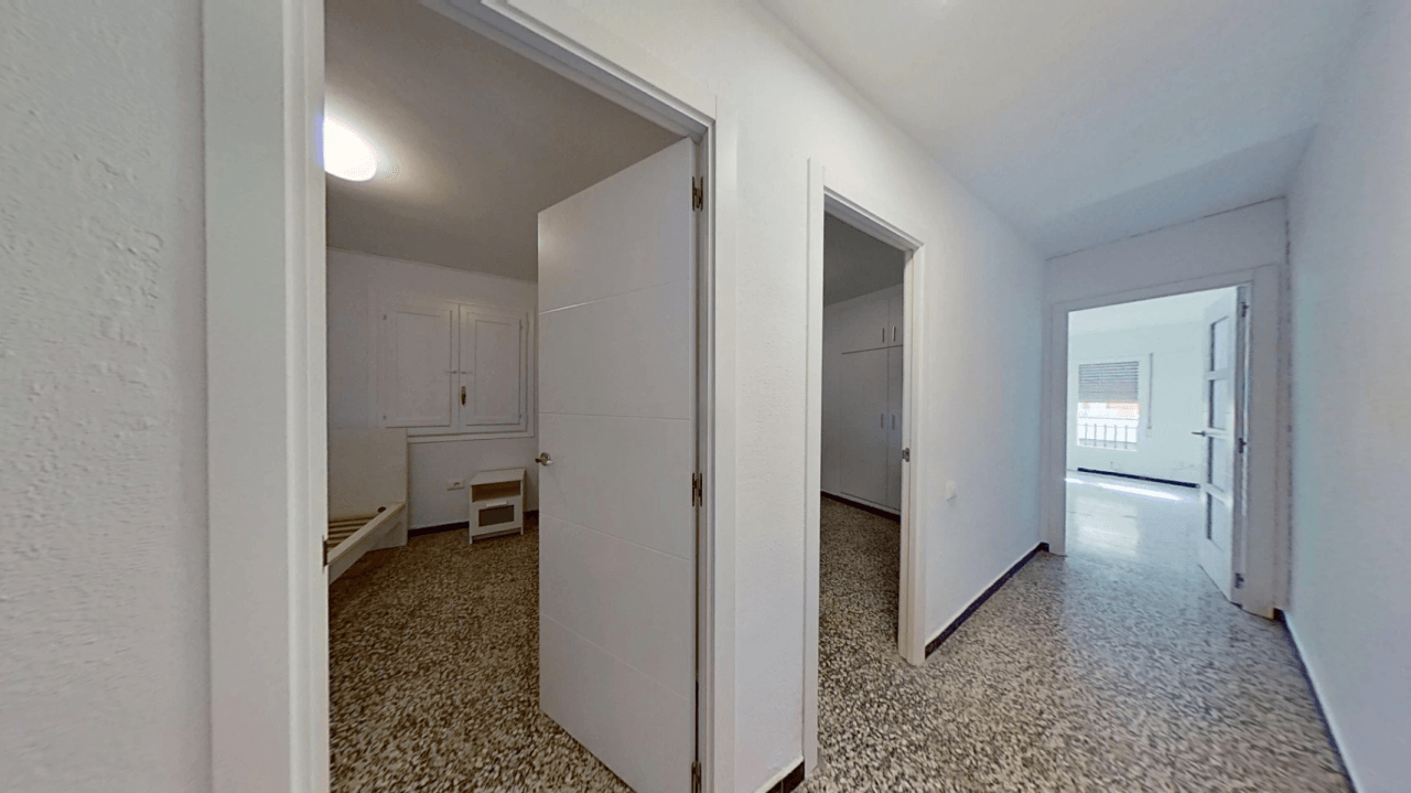 Piso en venta de 3 habitaciones con terraza en Vinaròs.