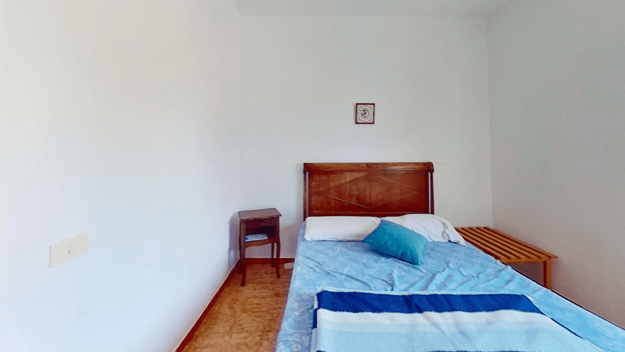Chalet à vendre à Vinaròs, Triador, avec 5 chambres et une piscine.