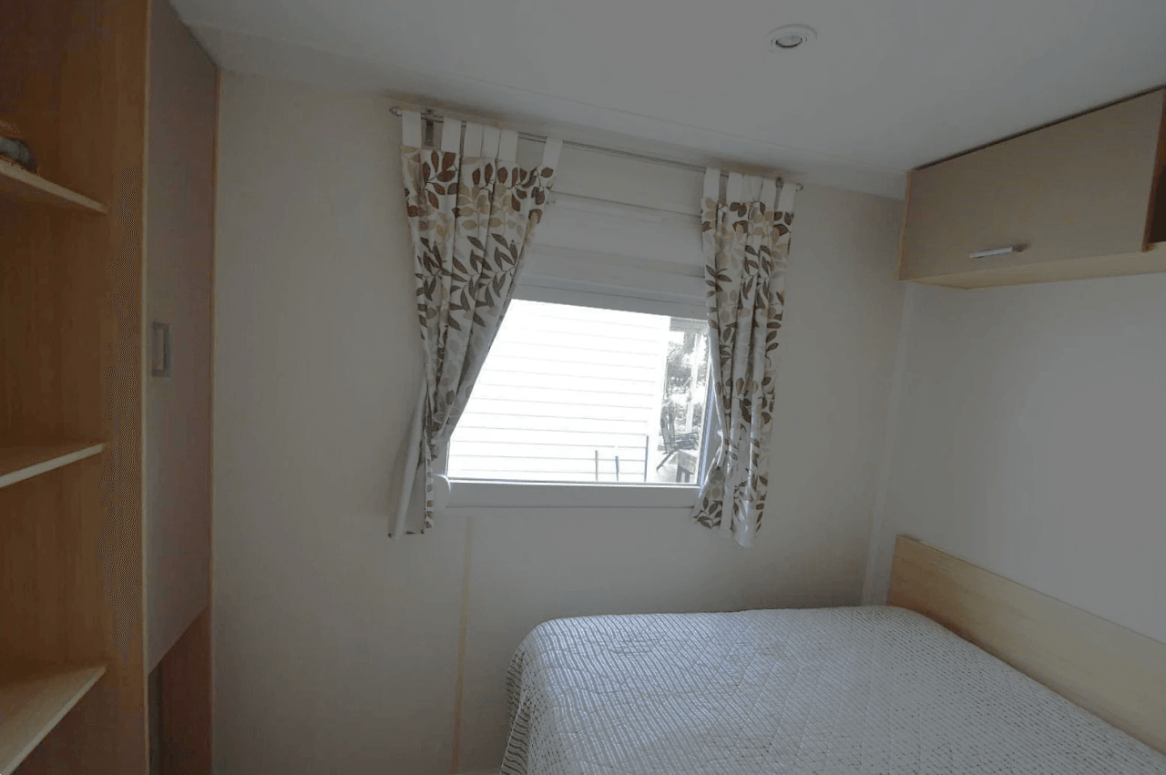 Parcela con 3 casas en venta en Vinaròs