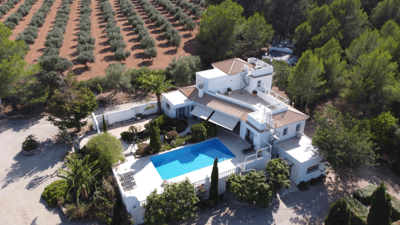 Finca en San Jorge, Castelló: 3 Habitaciones y Piscina