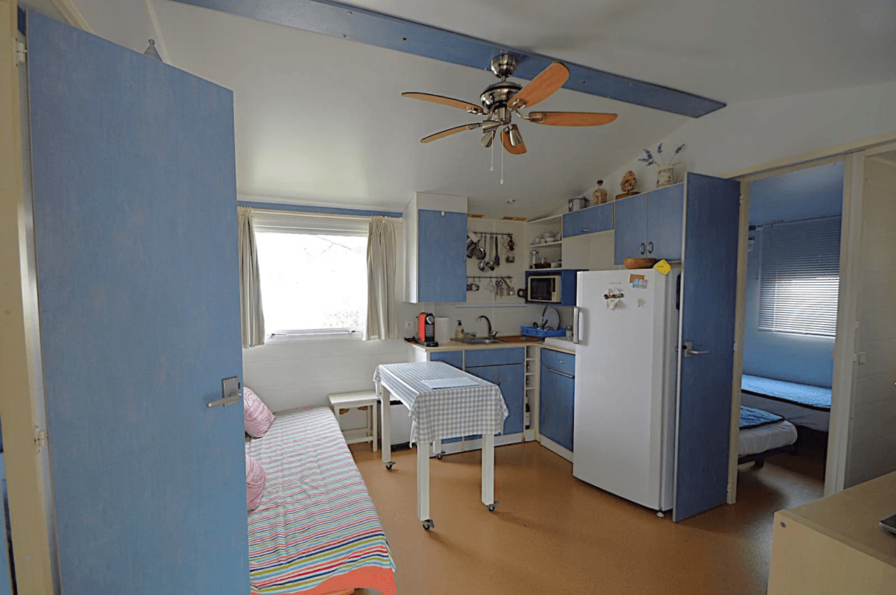 Parcela con 3 casas en venta en Vinaròs