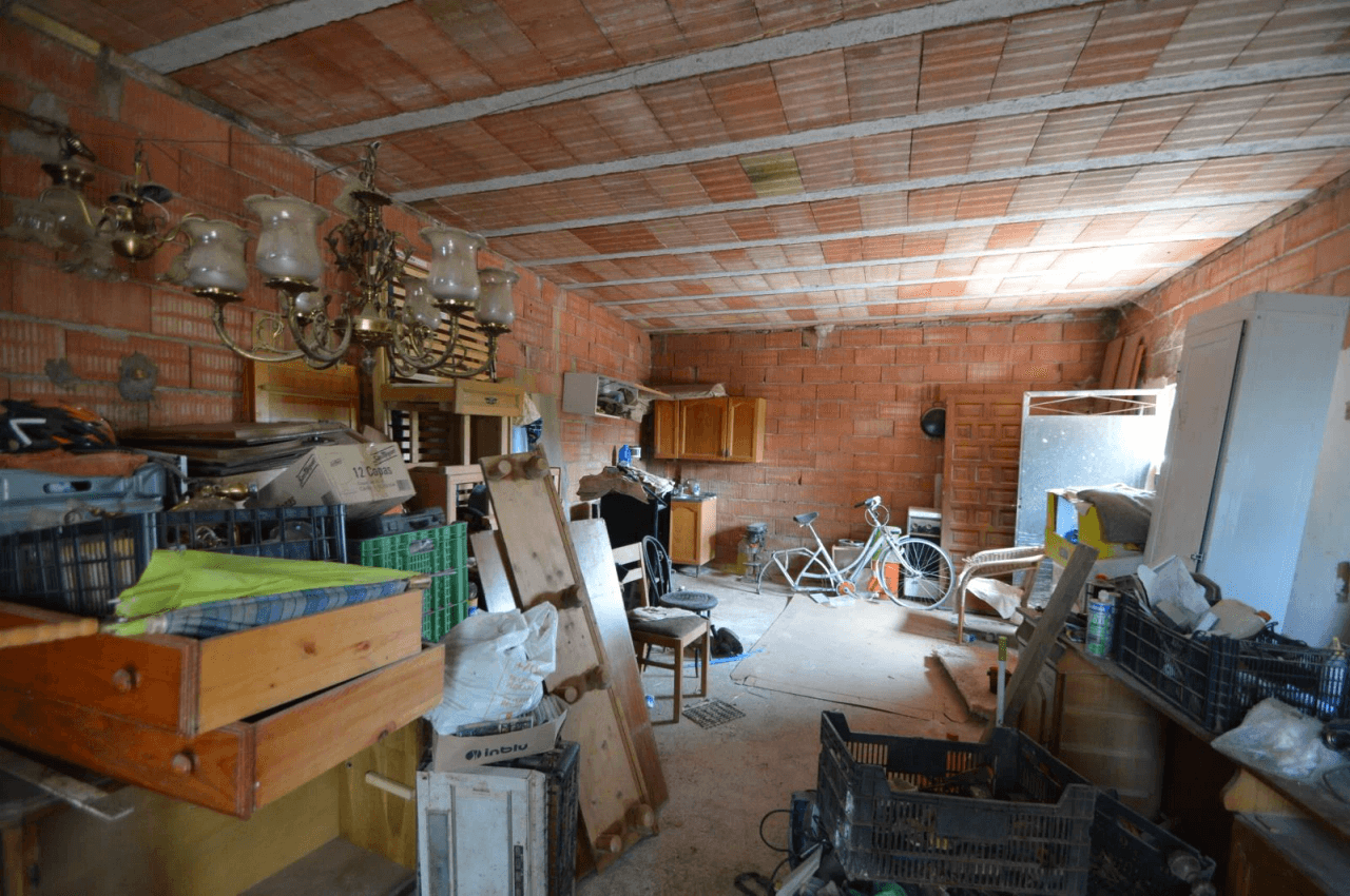 Finca en venta en Benicarló con casa y almacén