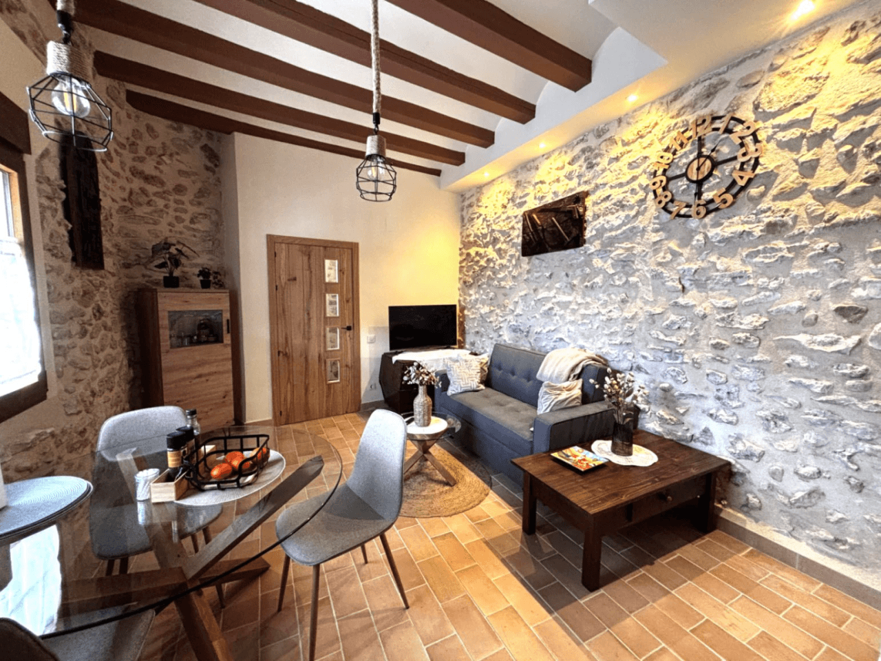 En venta casa unifamiliar en Vinaròs con licencia turística.