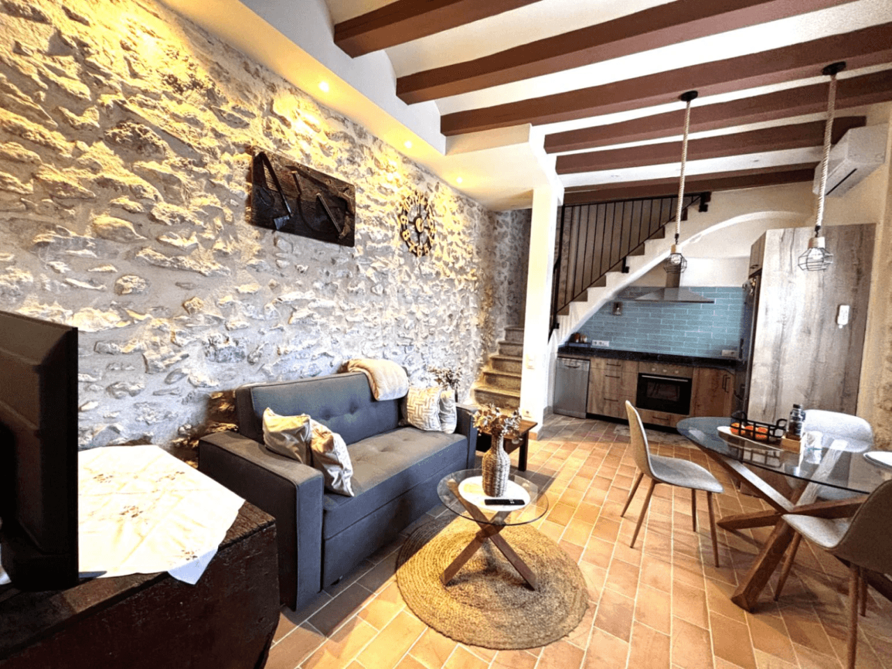 En venta casa unifamiliar en Vinaròs con licencia turística.