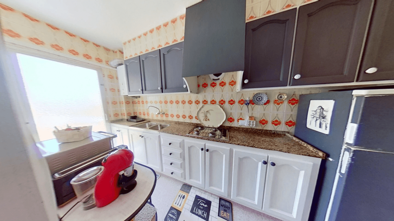 Wohnung zu verkaufen in Vinaròs: 3 Schlafzimmer, 1 Badezimmer, möbliert