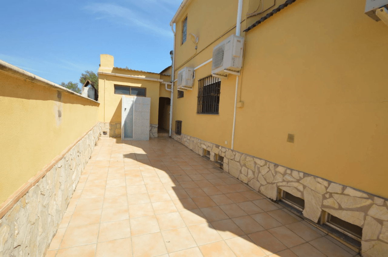 Villa à vendre à Costa Sur