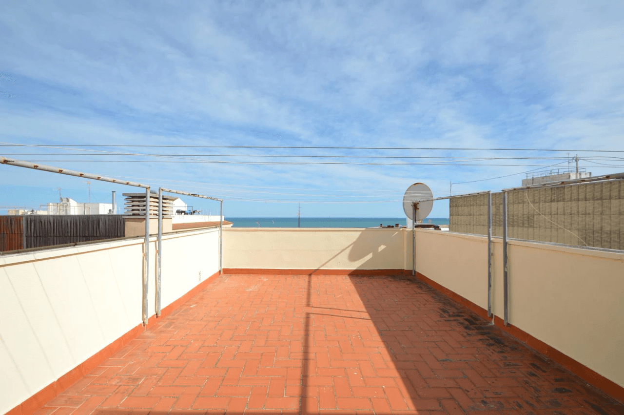 Piso en Vinaròs: 2 Habitaciones y Terraza en Venta