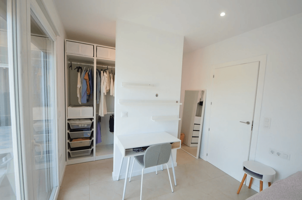 Chalet en venta con 4 dormitorios y piscina en Vinaròs