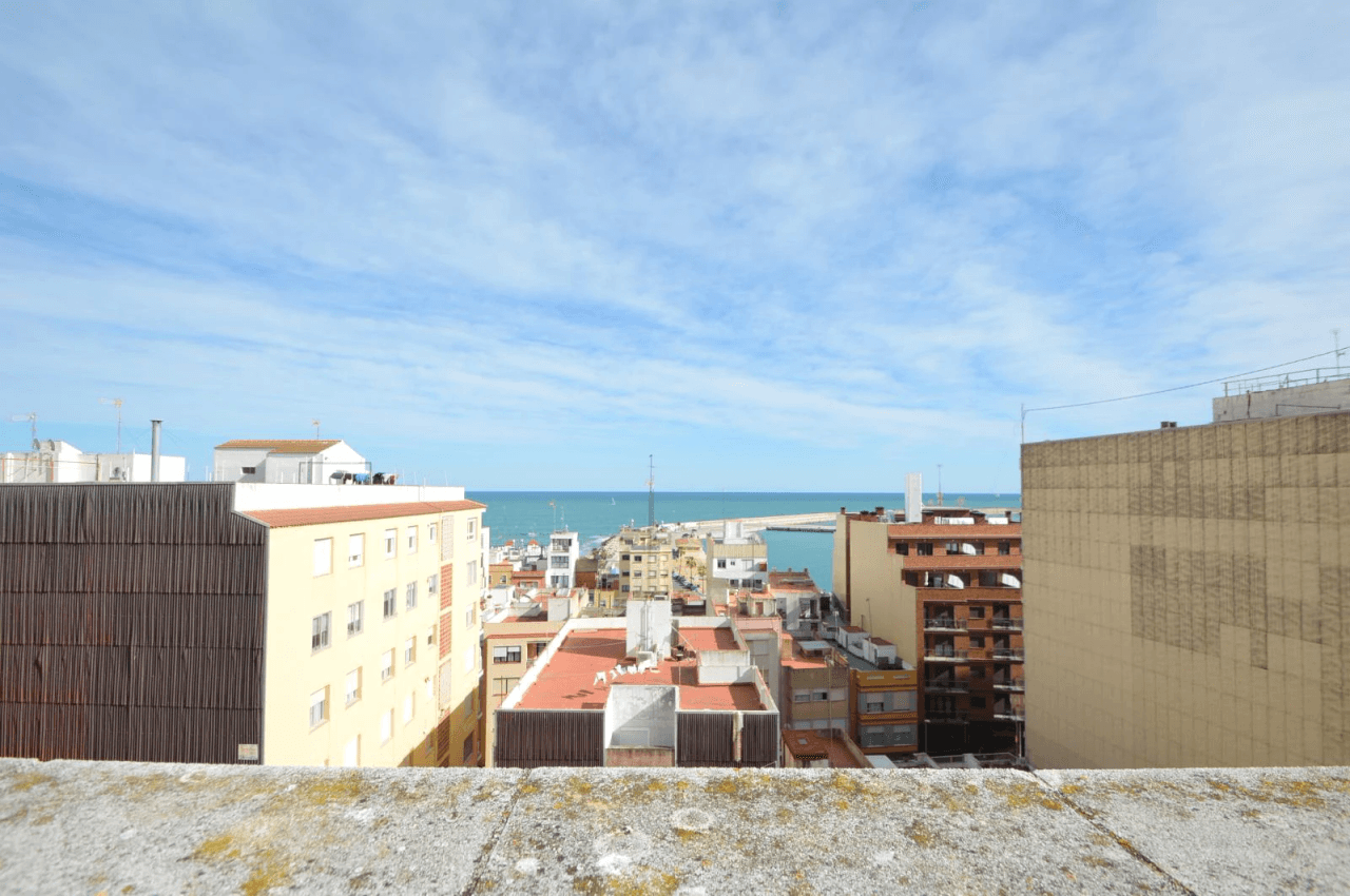 Piso en Vinaròs: 2 Habitaciones y Terraza en Venta