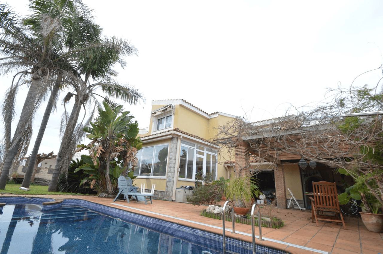 Venta de chalet de estilo mediterráneo en Vinaròs, Costa Norte