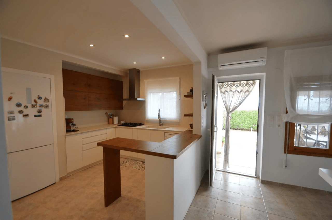 Villa en venta en Vinaròs con vistas al mar