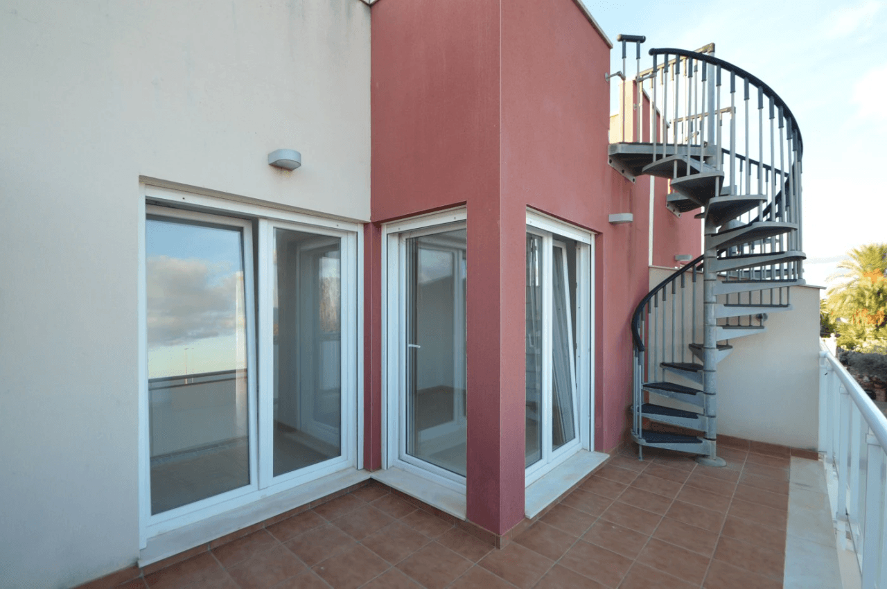 Chalet mitoyen à vendre à Vinaròs avec vue sur la mer