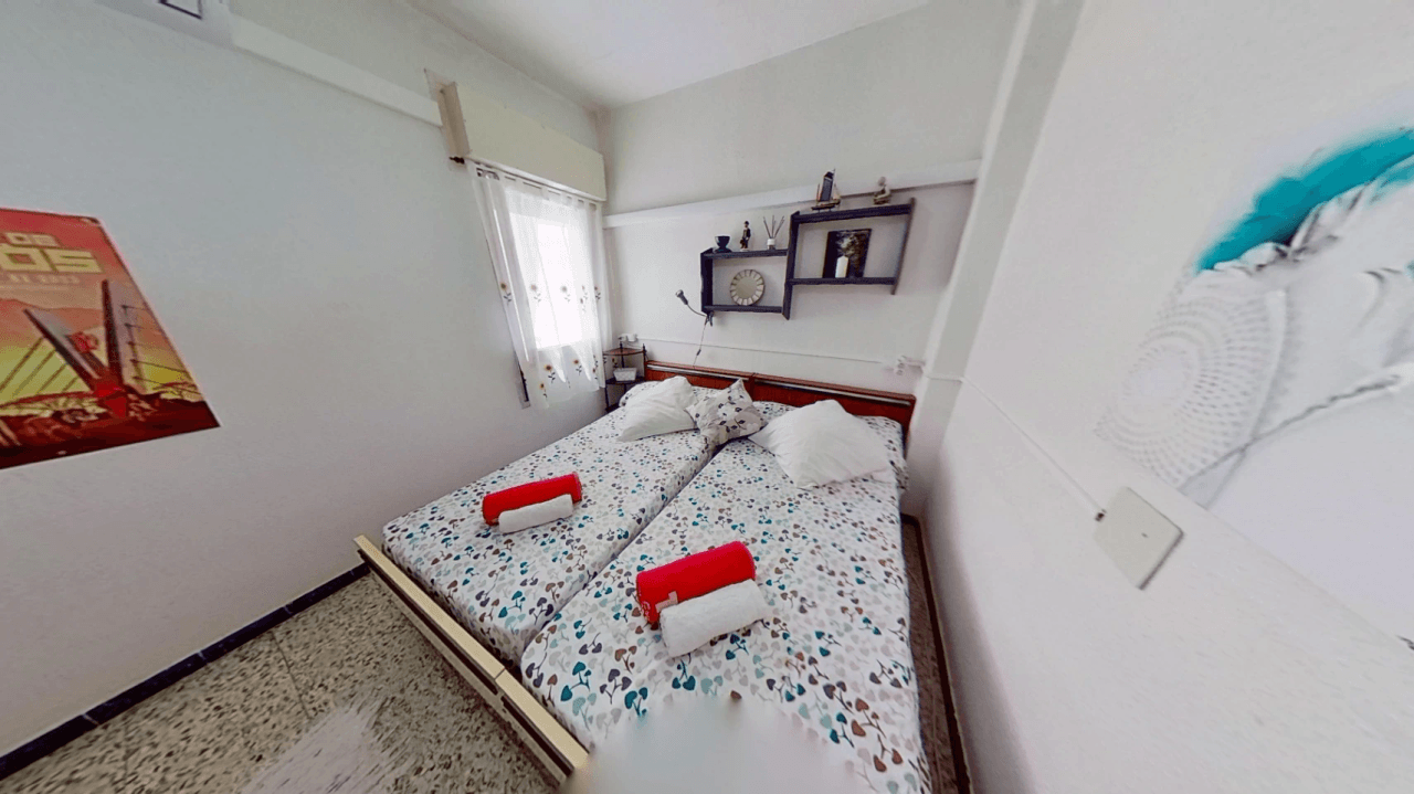 Wohnung zu verkaufen in Vinaròs: 3 Schlafzimmer, 1 Badezimmer, möbliert