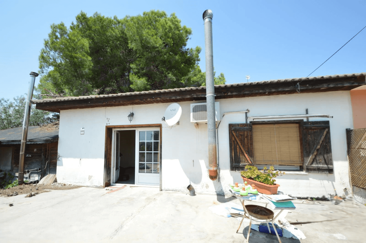 Chalet à Vinaròs, La Closa - 3 chambres, avec piscine, jardin et maison en bois