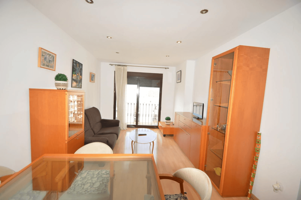 Piso en Vinaròs: 2 Habitaciones y Terraza en Venta