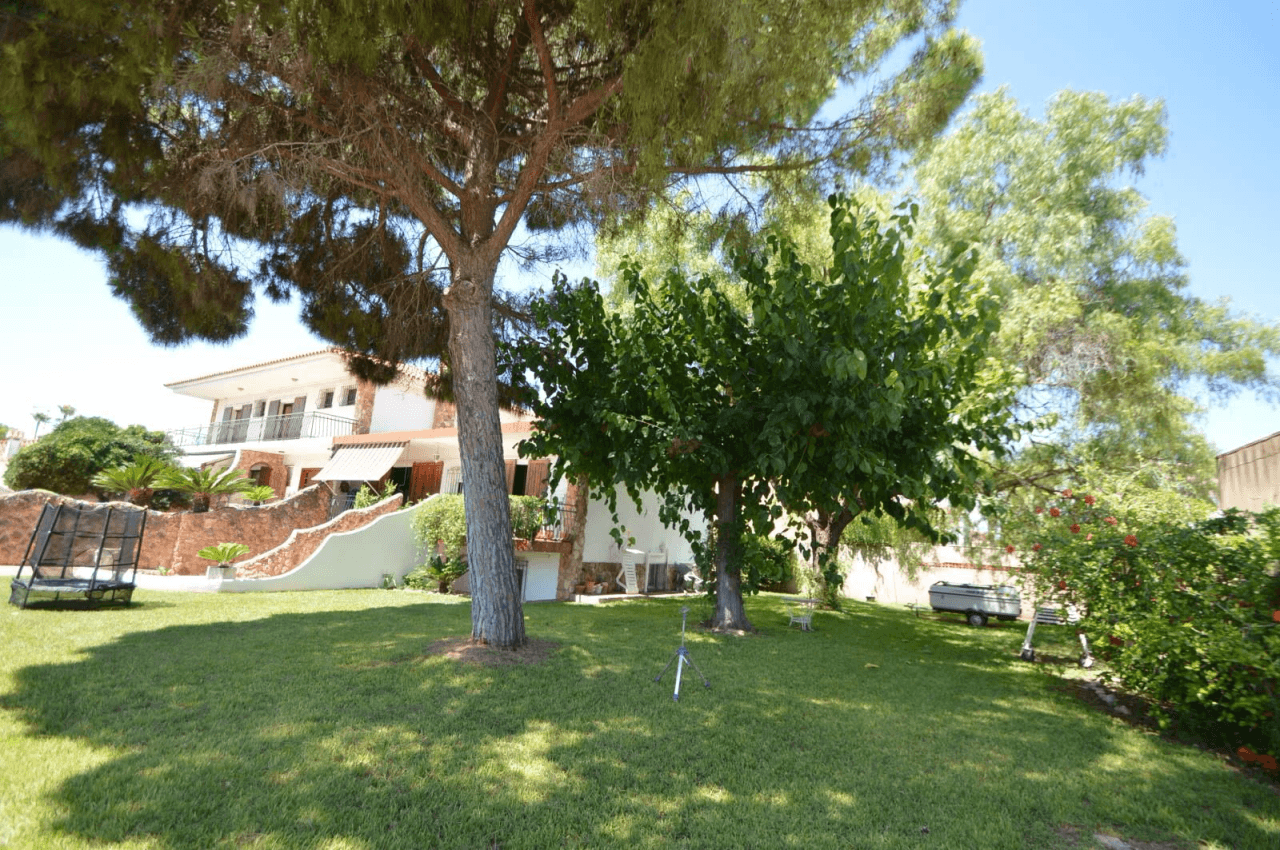 Chalet à vendre avec 4 chambres à Vinaròs, Castelló