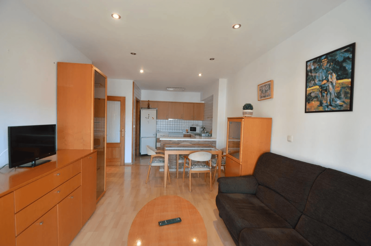 Piso en Vinaròs: 2 Habitaciones y Terraza en Venta