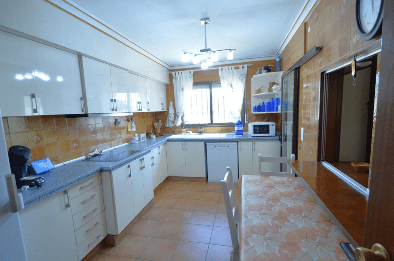 Villa à vendre à Costa Sur
