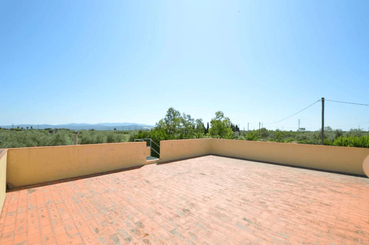 Finca en venta en Ulldecona con piscina y 3 dormitorios