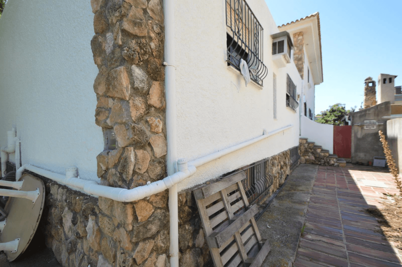 Chalet à vendre avec 4 chambres à Vinaròs, Castelló