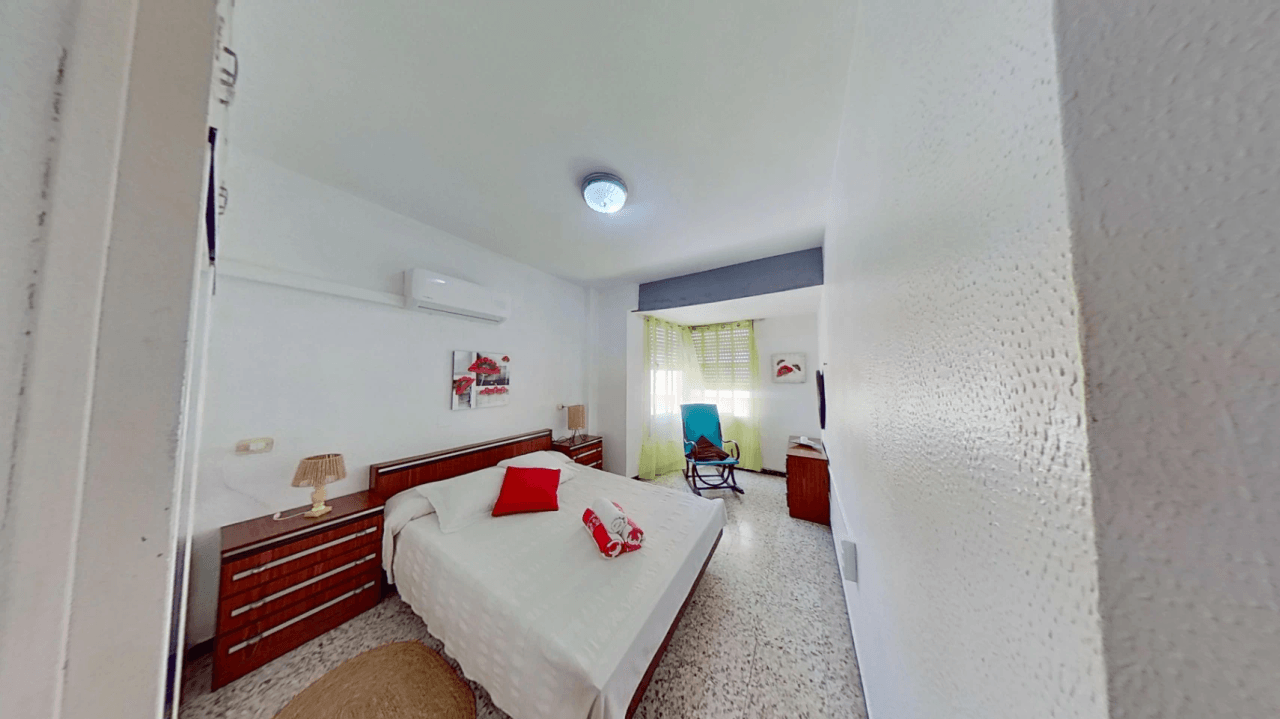 Wohnung zu verkaufen in Vinaròs: 3 Schlafzimmer, 1 Badezimmer, möbliert