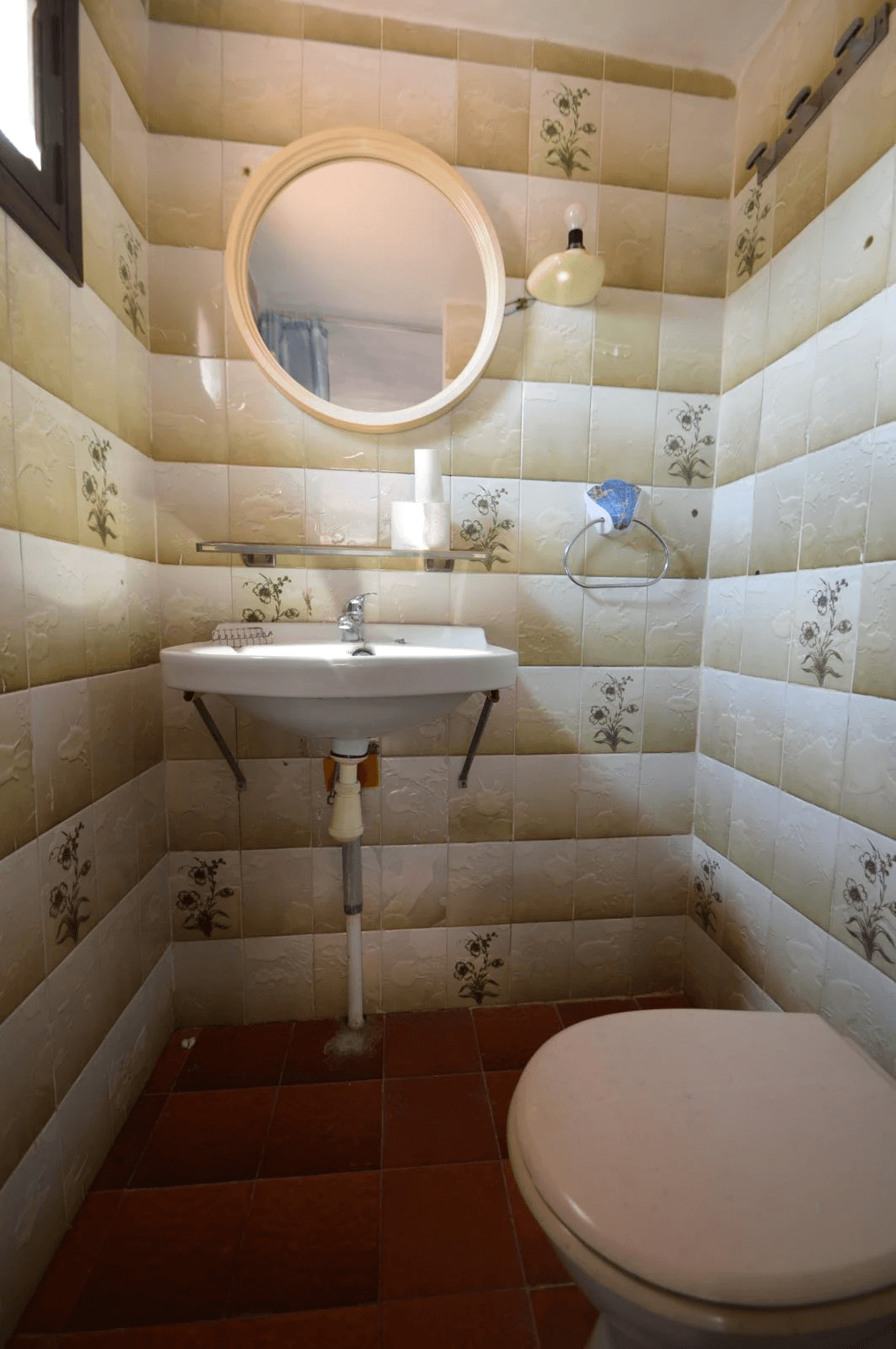 Chalet à vendre à Vinaròs, Triador, avec 5 chambres et une piscine.