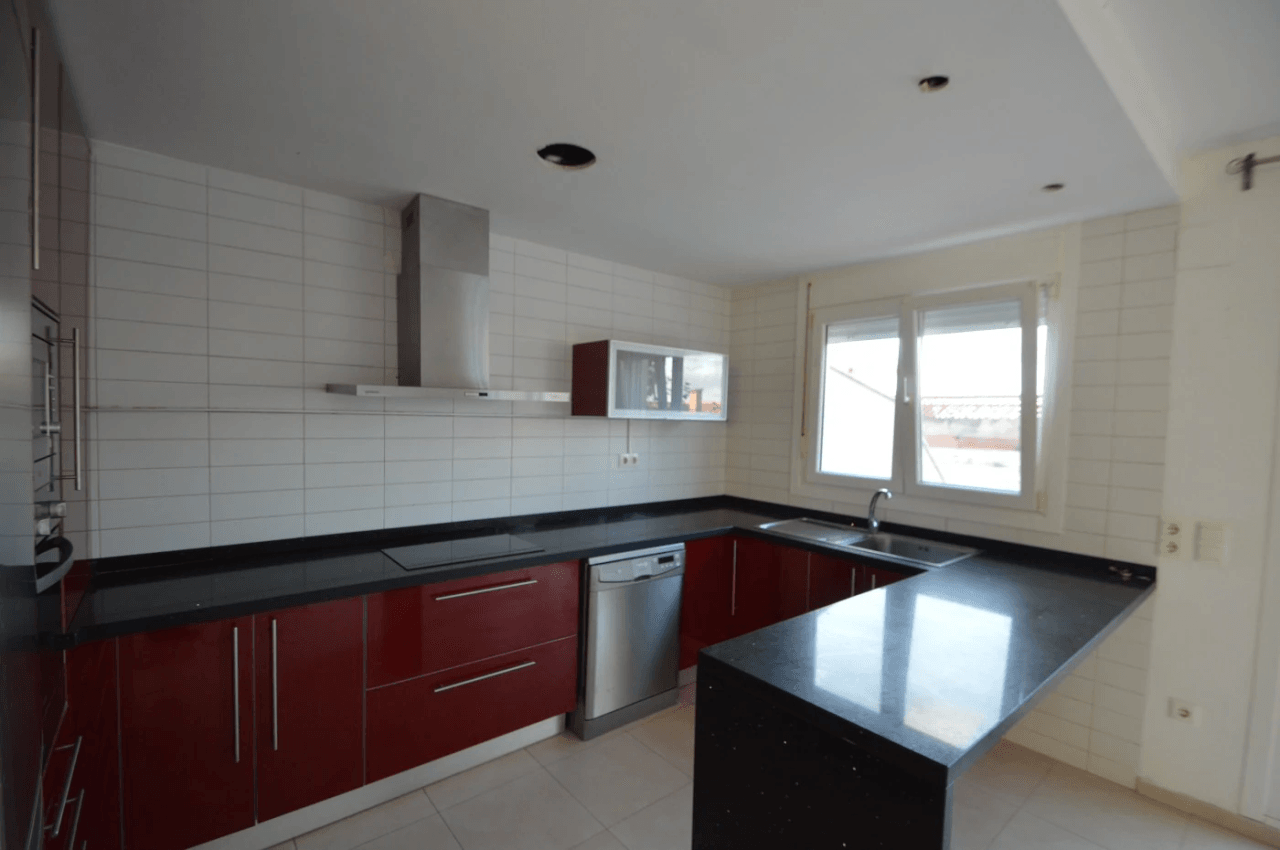 Chalet mitoyen à vendre à Vinaròs avec vue sur la mer