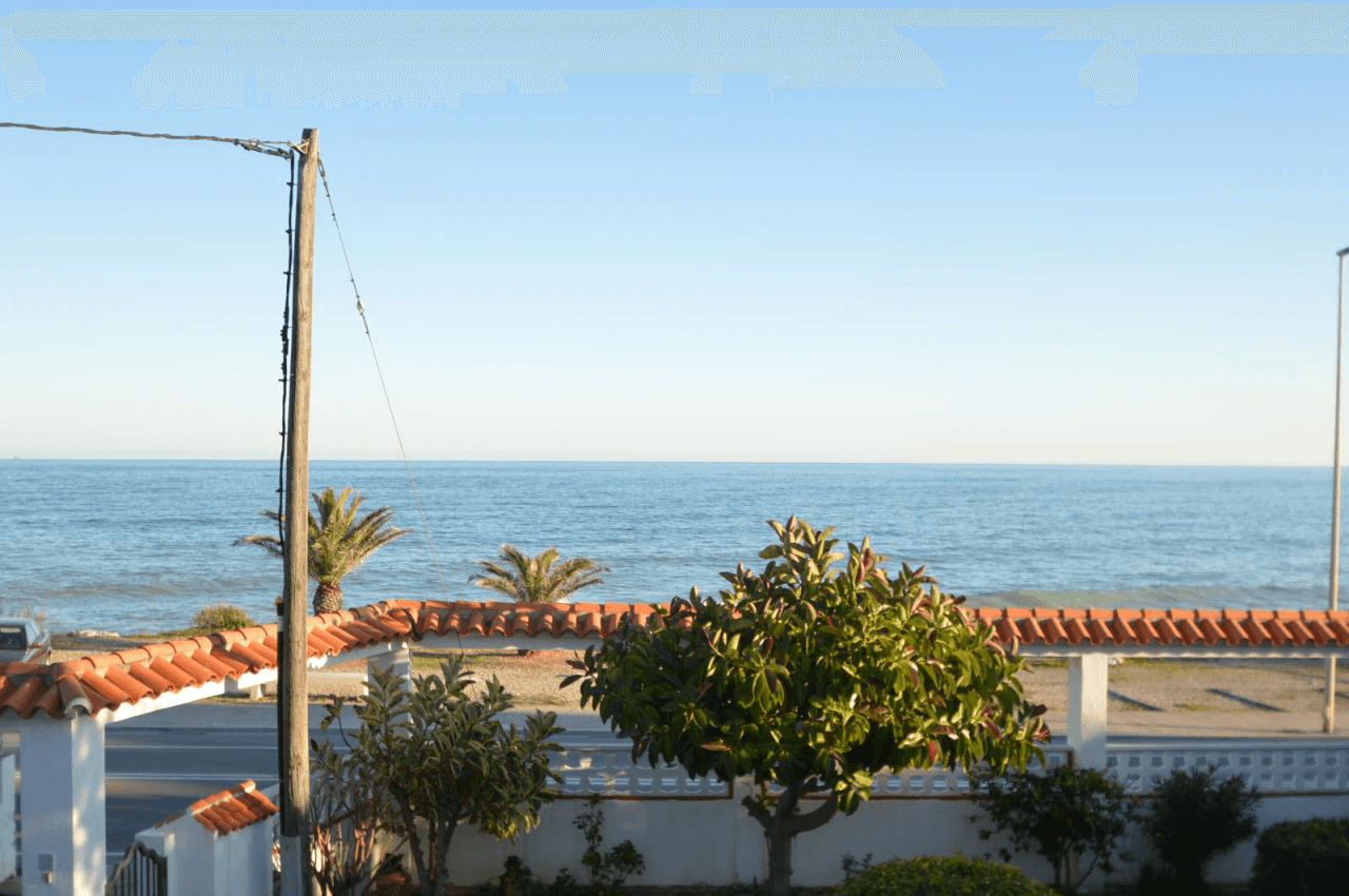 Villa à vendre, en bord de mer