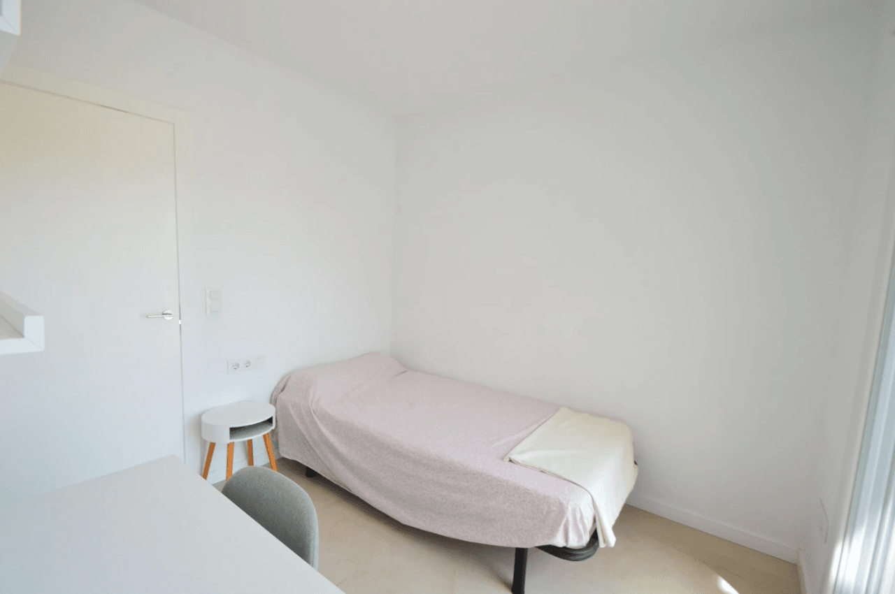 Chalet en venta con 4 dormitorios y piscina en Vinaròs