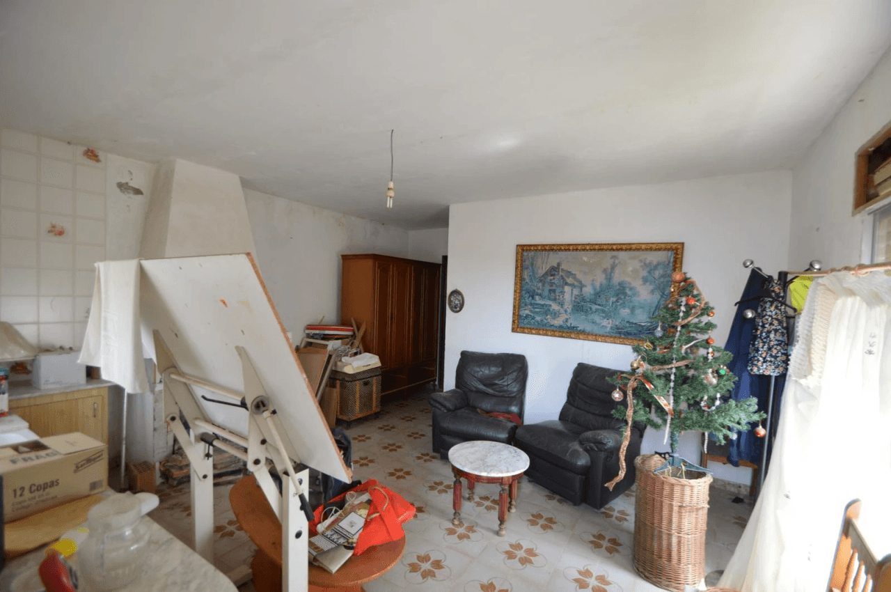 Finca en venta en Benicarló con casa y almacén