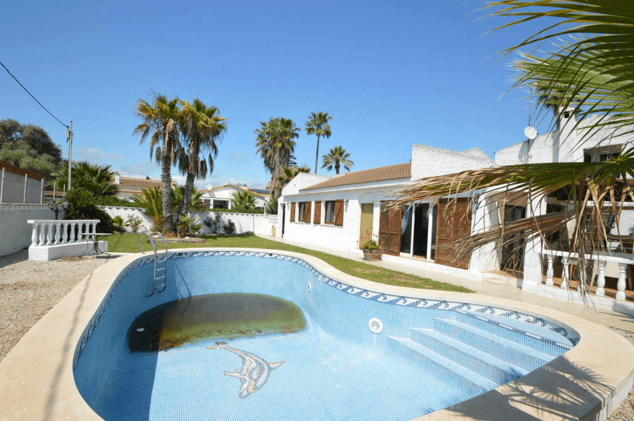 Chalet avec piscine à vendre à Vinaròs