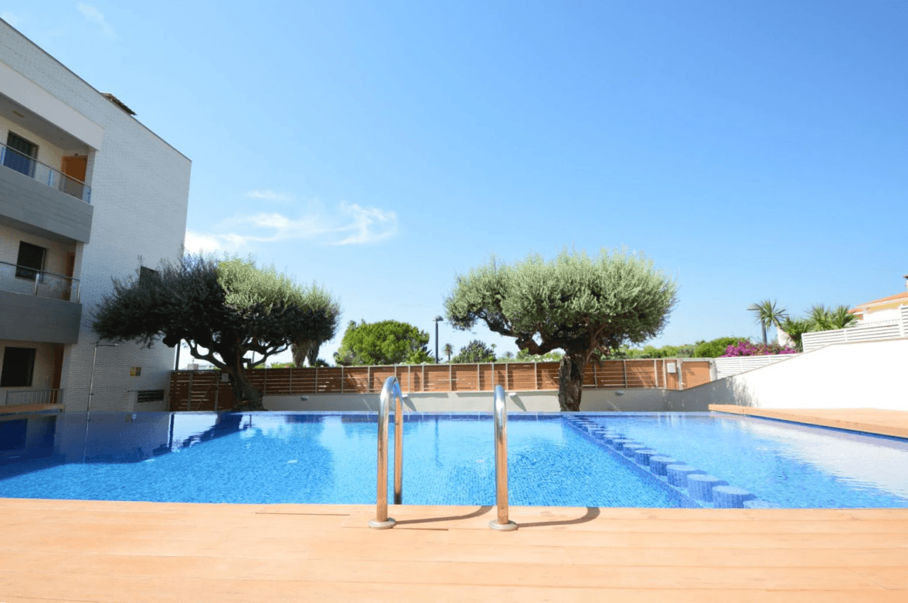 Doppelhaushälfte zum Verkauf mit 3 Schlafzimmern und Pool in Vinaròs