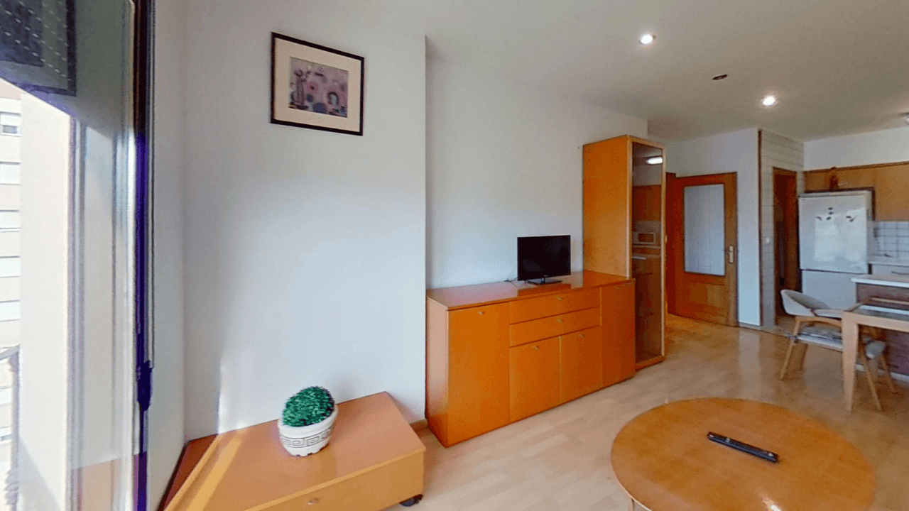 Piso en Vinaròs: 2 Habitaciones y Terraza en Venta
