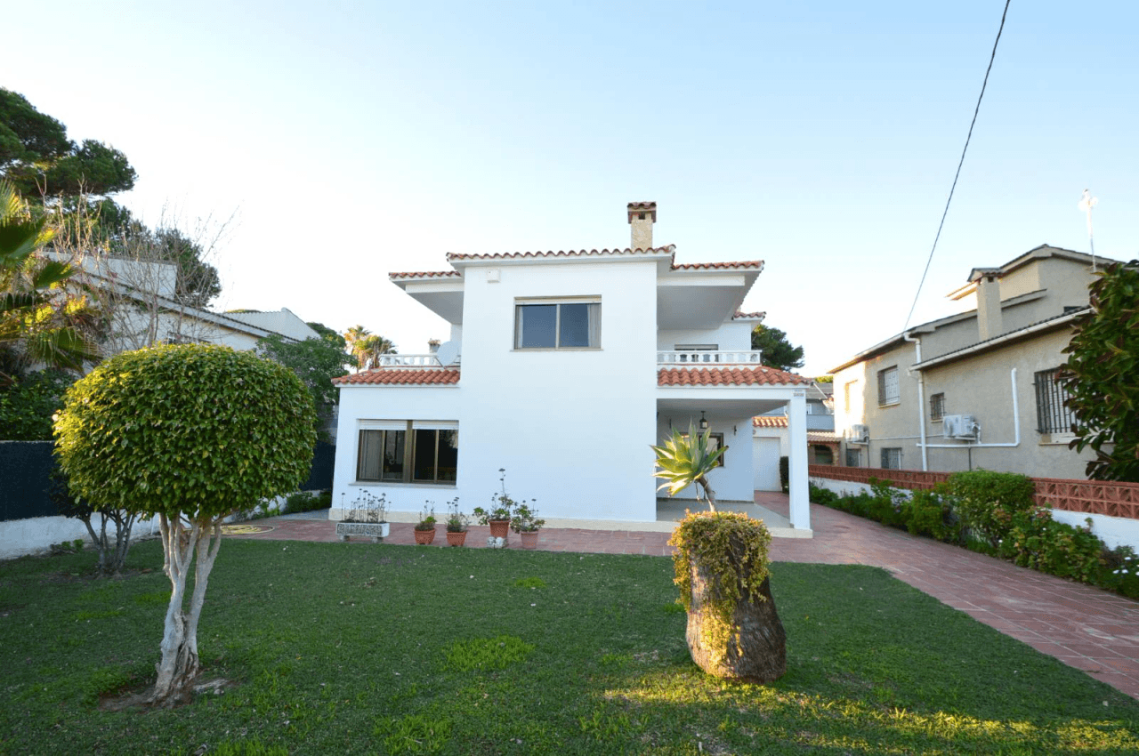 Villa à vendre, en bord de mer