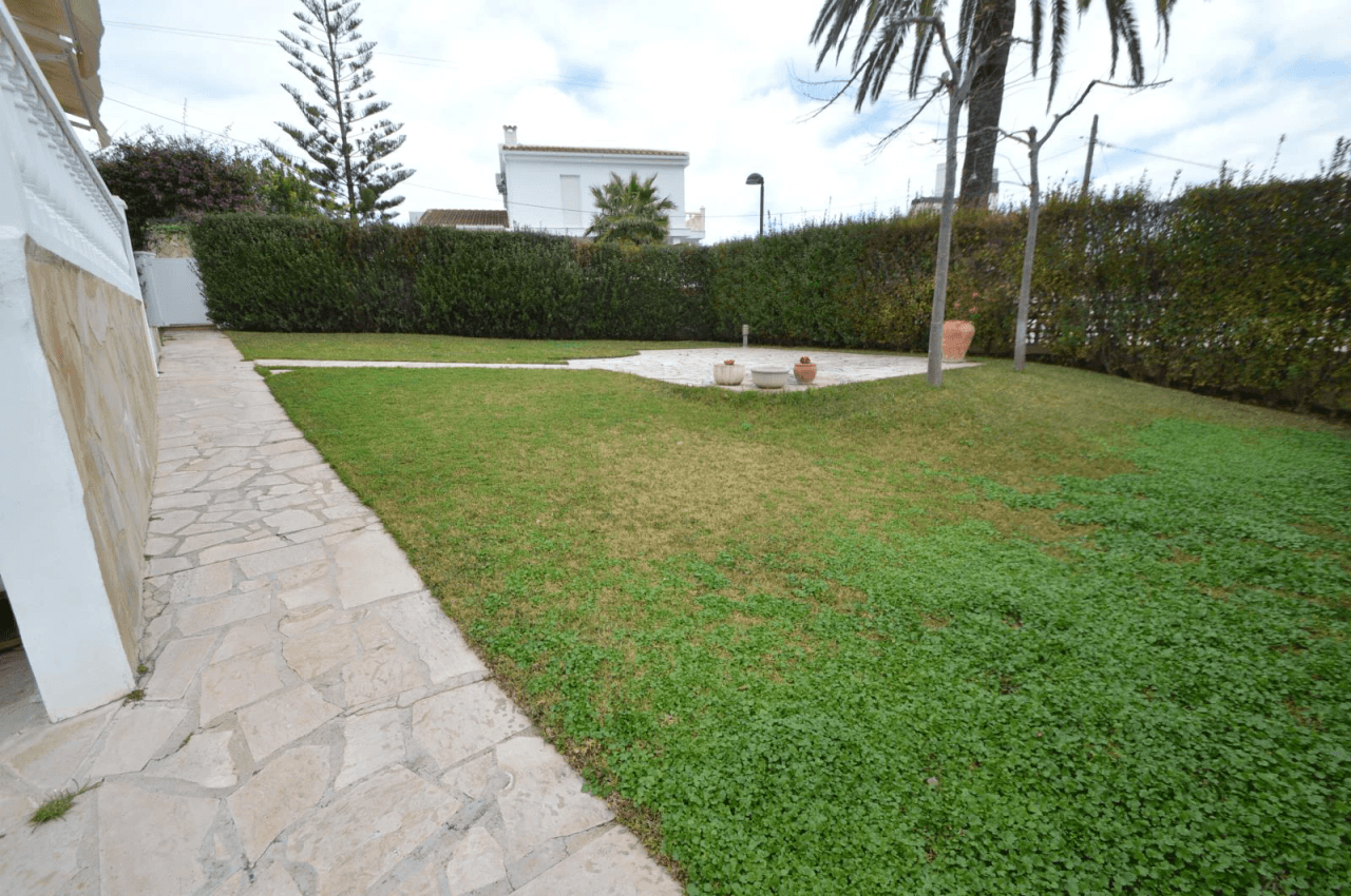 Villa en venta en Vinaròs con vistas al mar