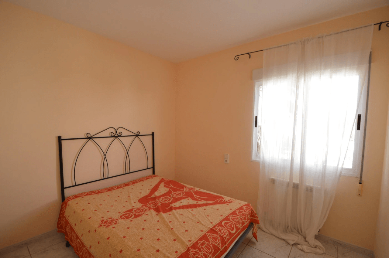 Dos chalets en venta en Vinaròs con piscina y barbacoa