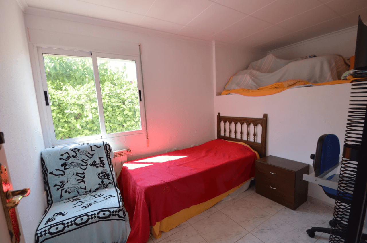 Dos chalets en venta en Vinaròs con piscina y barbacoa