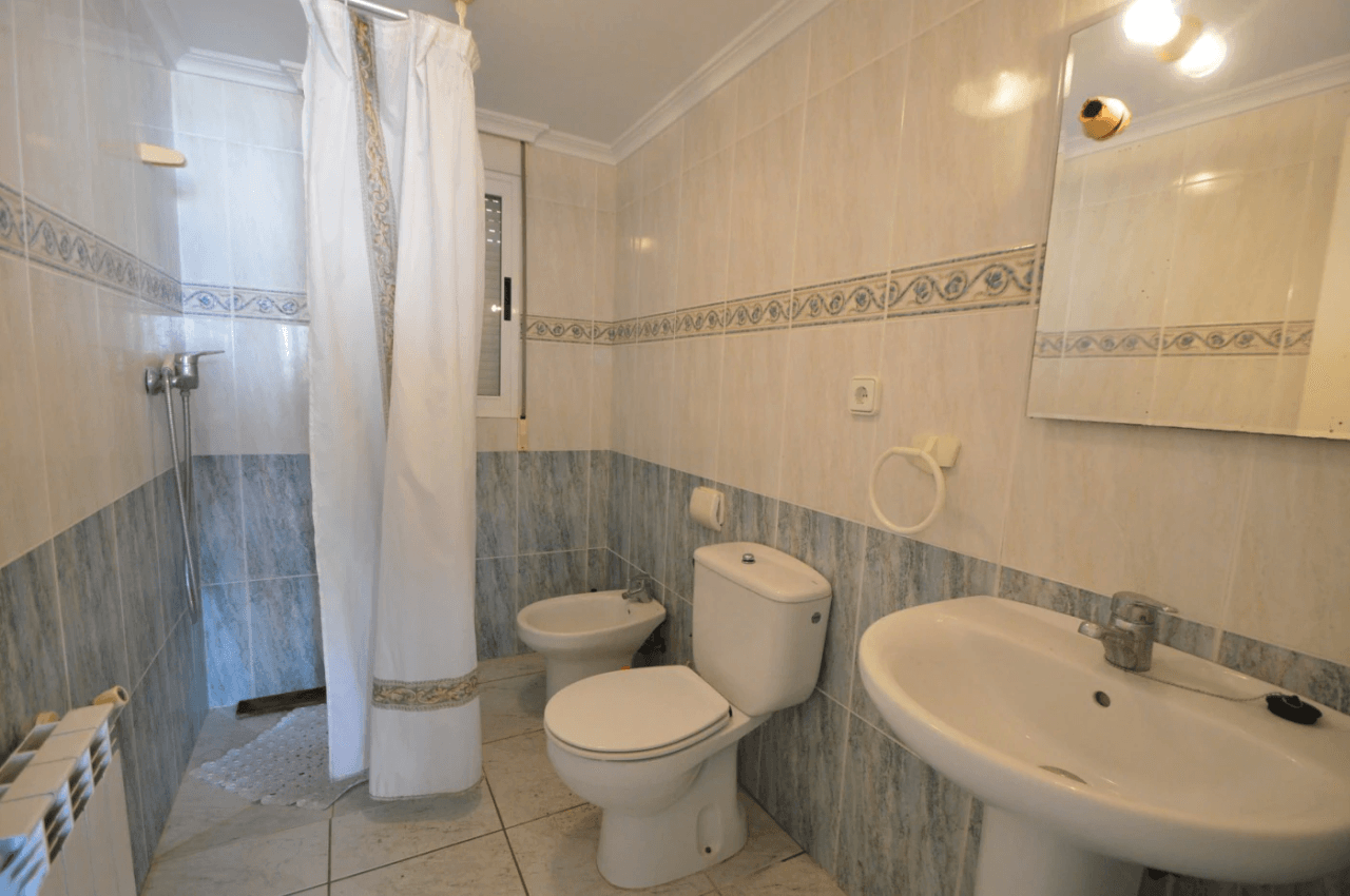 Dos chalets en venta en Vinaròs con piscina y barbacoa