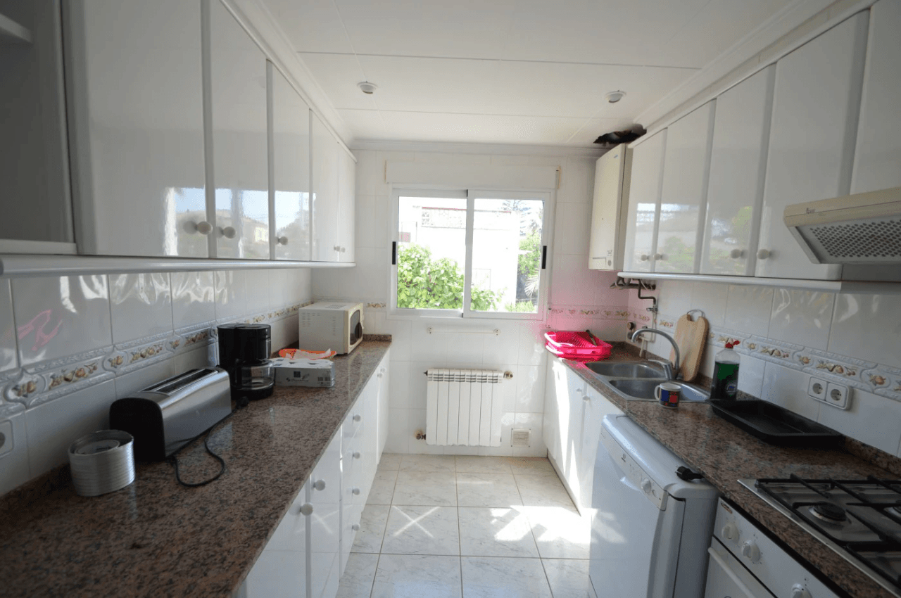 Dos chalets en venta en Vinaròs con piscina y barbacoa