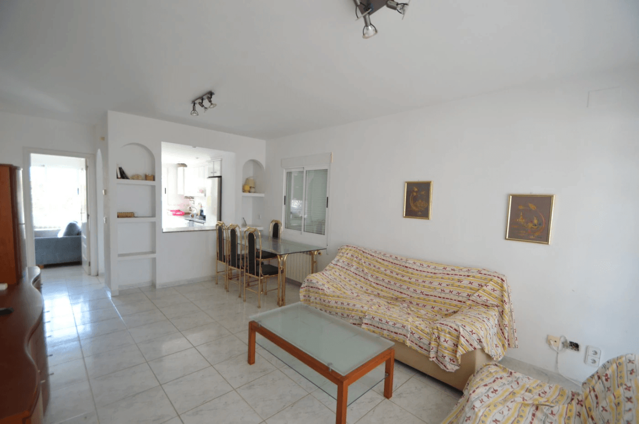 Dos chalets en venta en Vinaròs con piscina y barbacoa